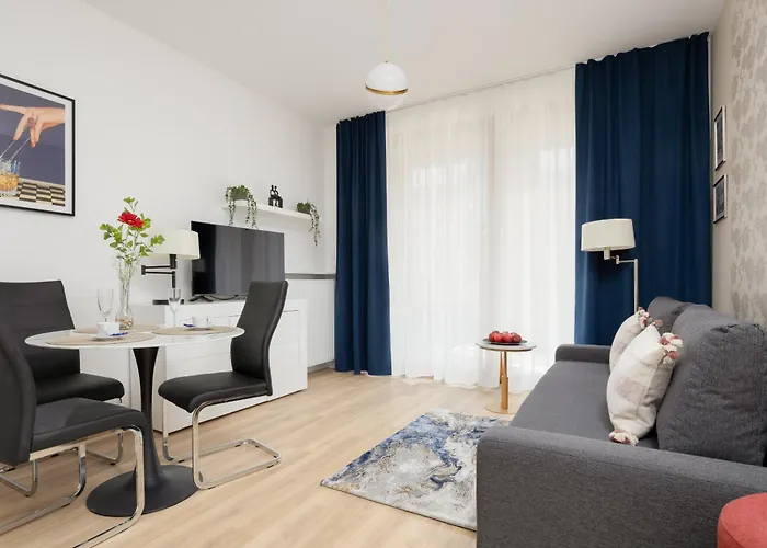 Sarmacka 25 Apartment Next To Medicover And Paley